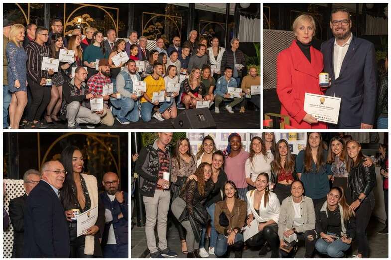 Jugadoras y técnico del Rocasa, en la fiesta de este sábado (Foto TA)